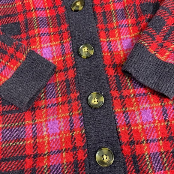 Ann Taylor Plaid Cardigan V Neck Red Purple Button Down Sz M Academia Preppy - Picture 7 of 11